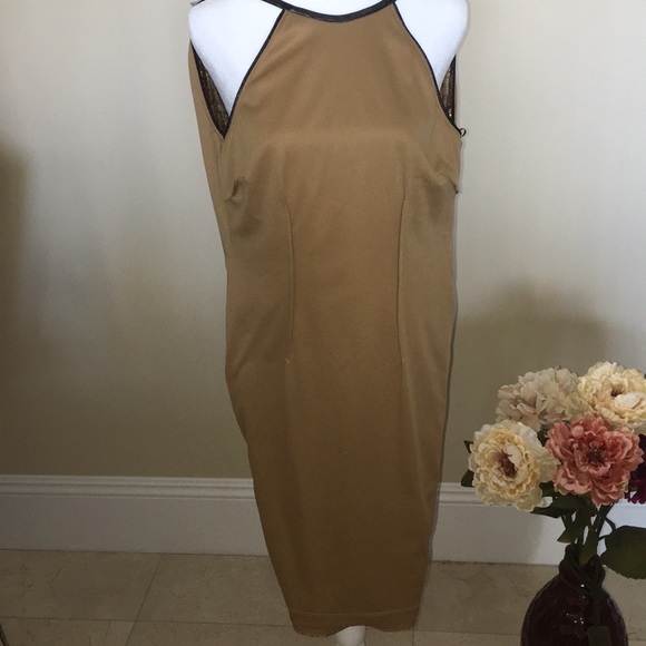 Sequined cocktail dress by Cache in stunning reptile design, size 4. - Picture 8 of 11